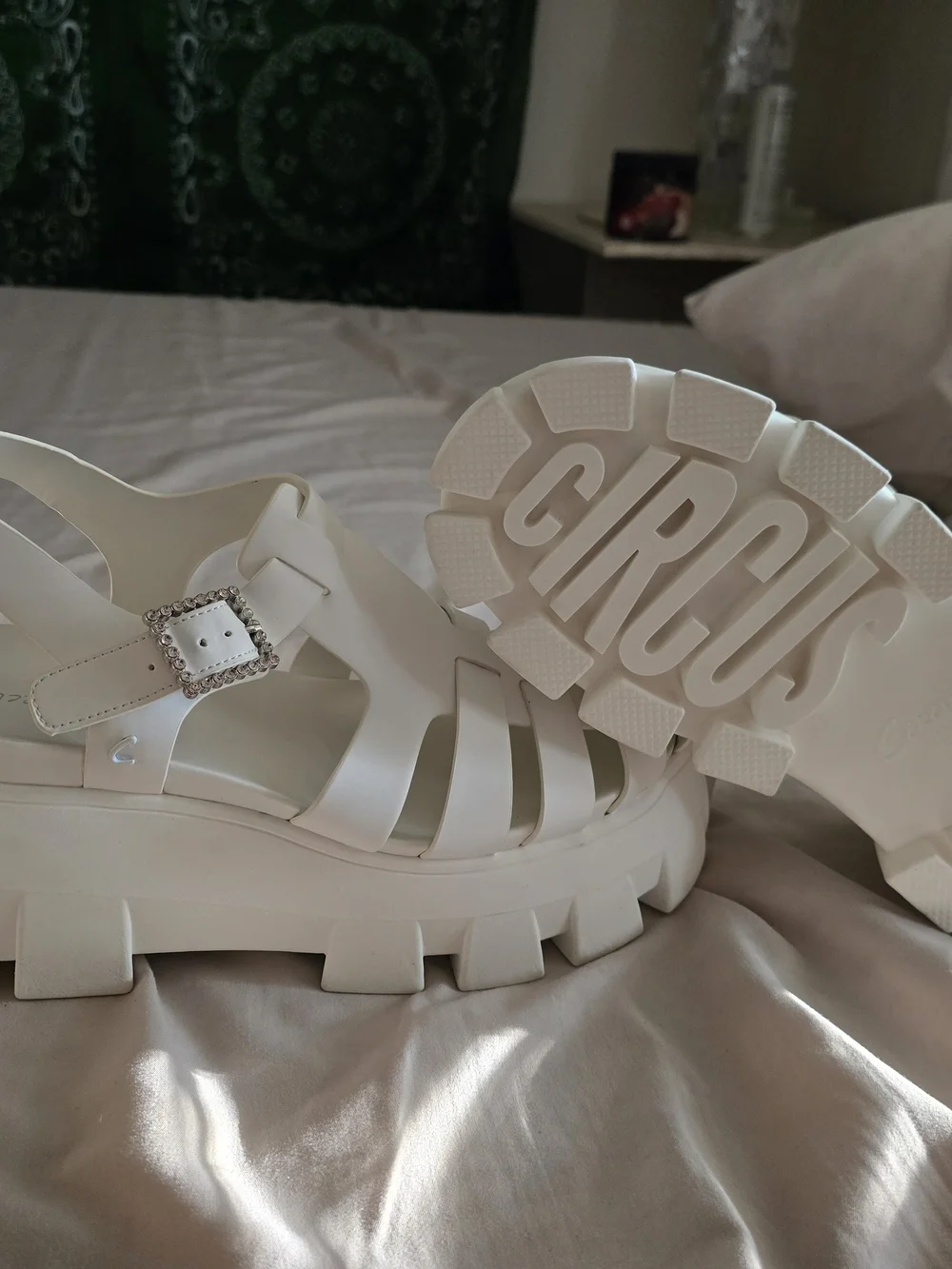Circus by Sam Edelman Cream Chunky Platform Jelly Sandals with Buckle - Size 9